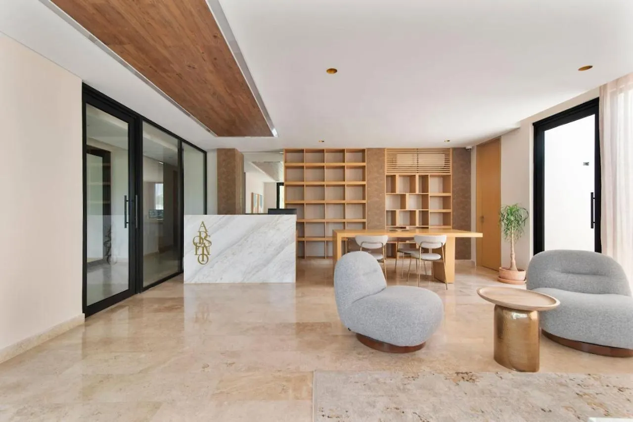 Private Pool, Gym And Panoramic Rooftop By Lahos ميريدا بيت للعطل