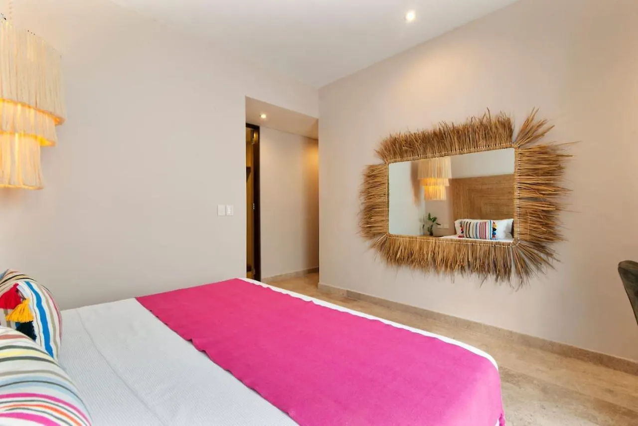 Private Pool, Gym And Panoramic Rooftop By Lahos ميريدا